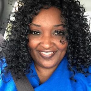 Meet your Posher, Angelique